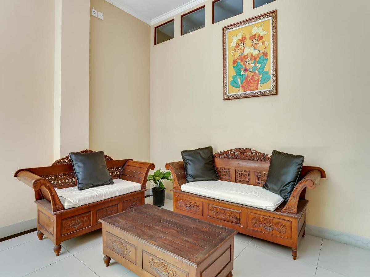 Oyo Flagship 90966 Moreno Homestay Legian  Exterior photo