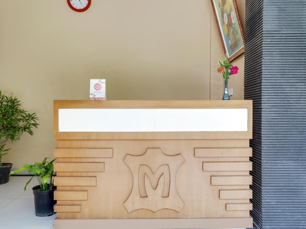 Oyo Flagship 90966 Moreno Homestay Legian  Exterior photo