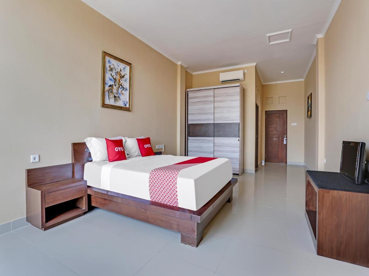 Oyo Flagship 90966 Moreno Homestay Legian  Exterior photo